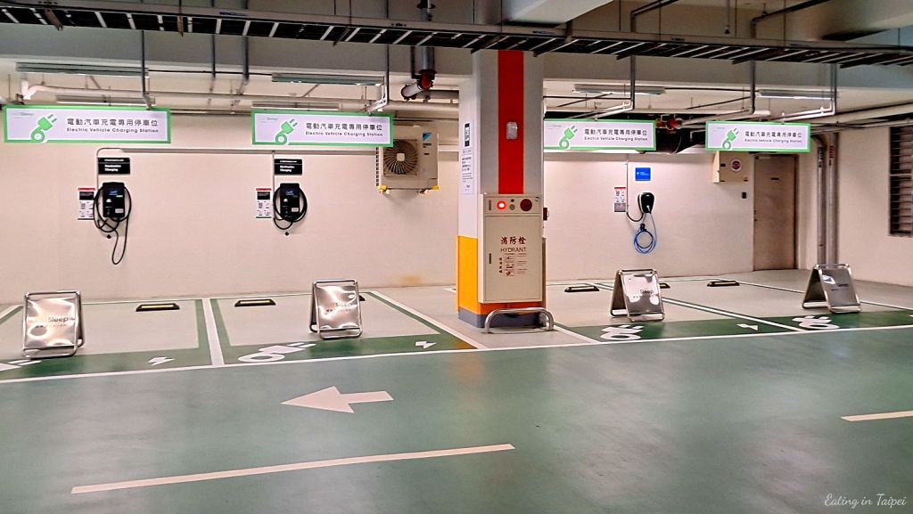 Just Sleep Tainan electric parking space 1